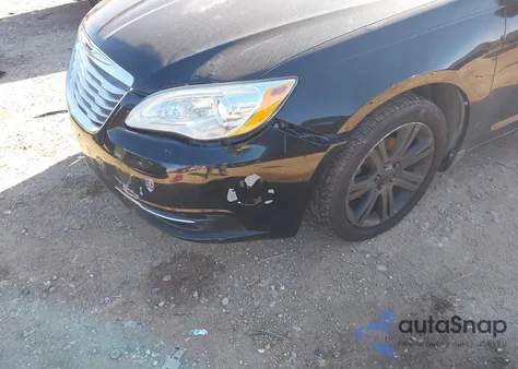 2013 Chrysler 200 Lx from USA, damaged, VIN 1C3CCBAB0DN763696